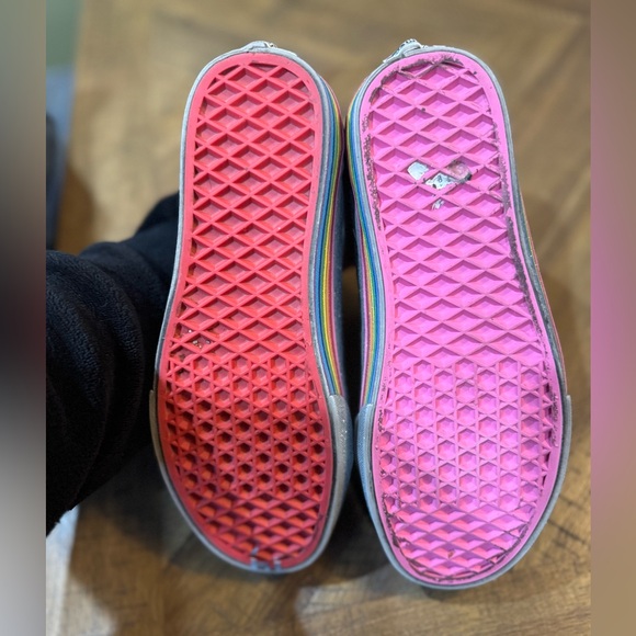 Vans X Amirah Kassem “Flour Shop” Silver Glitter Sprinkles And Smiles Sneakers - Picture 9 of 11